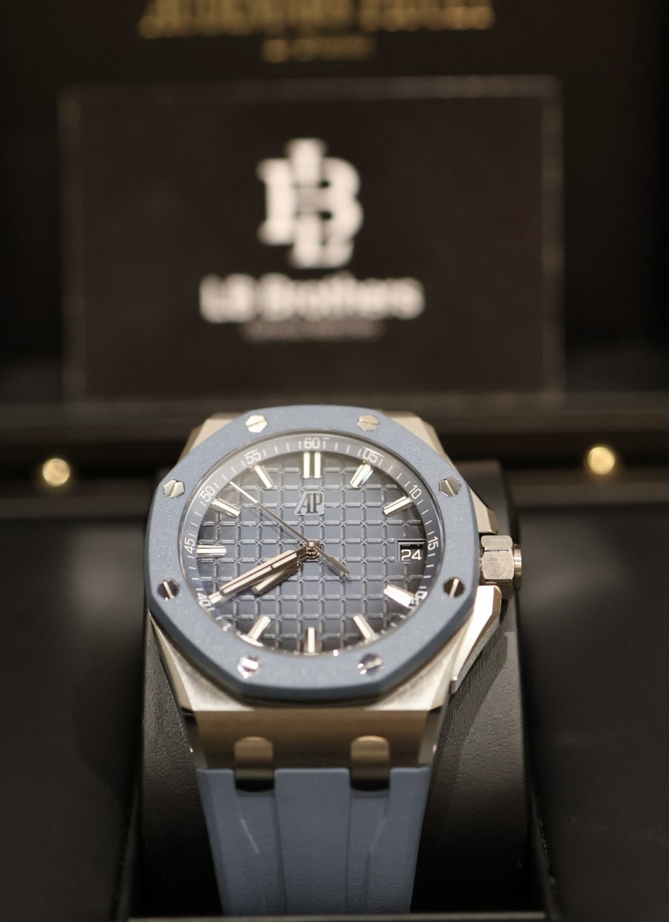 Audemars Piguet Royal Off Shore 15605 SK.00.A350CA.01