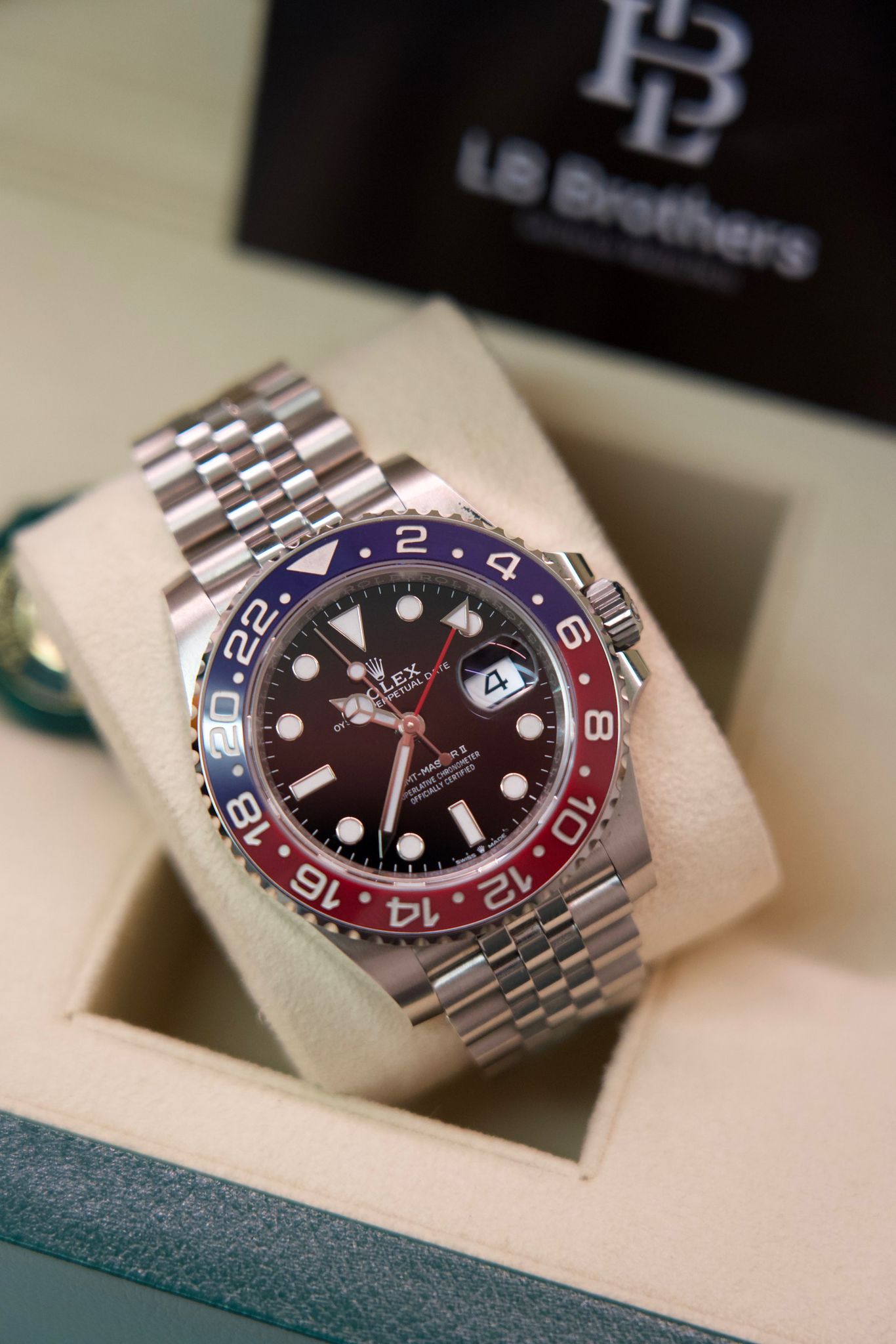 Rolex GMT Master II Pepsi 126710 BLRO